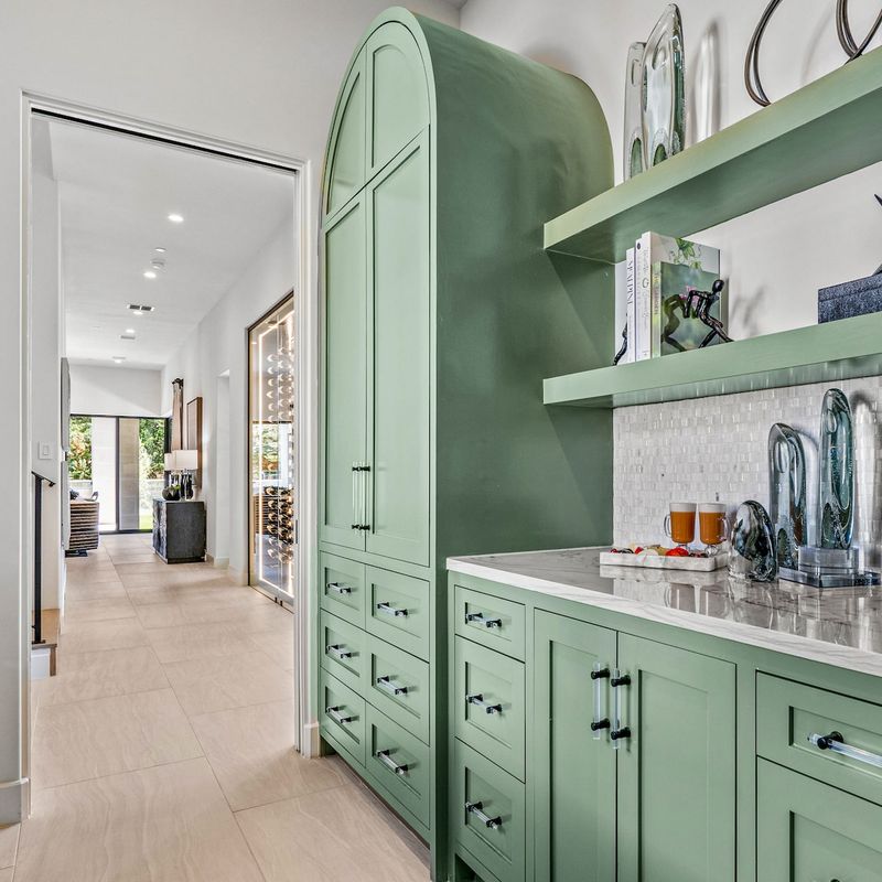 Ideal for Entertaining Guests