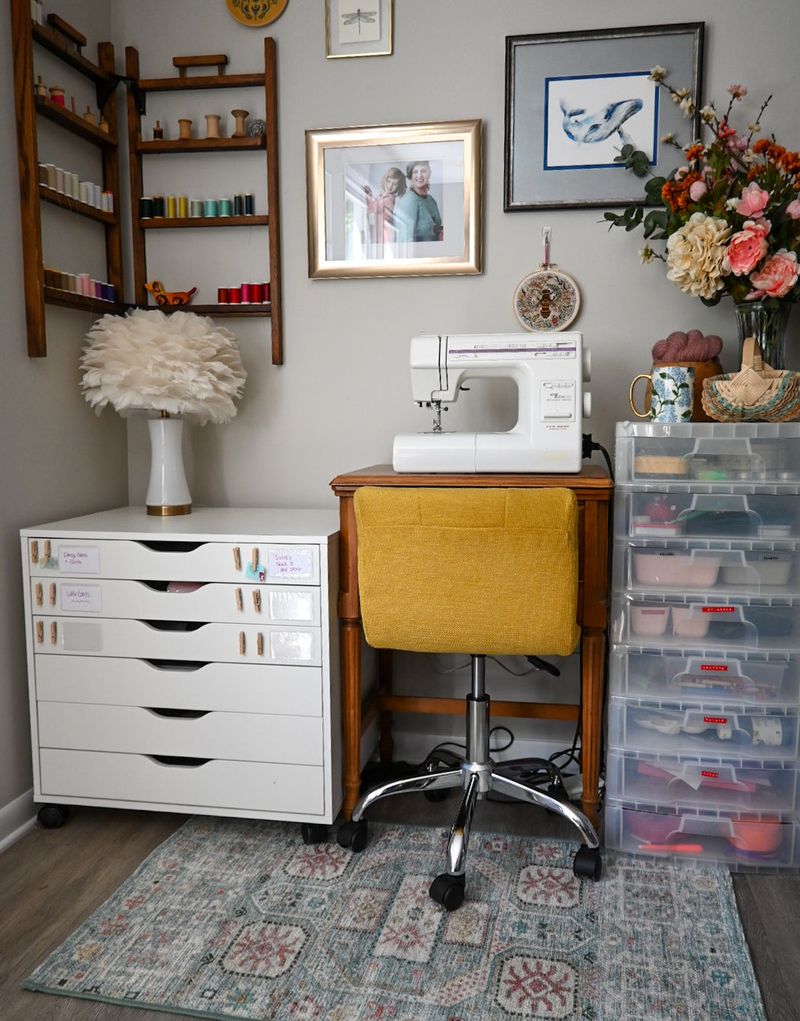 Desks With Unusable Drawers