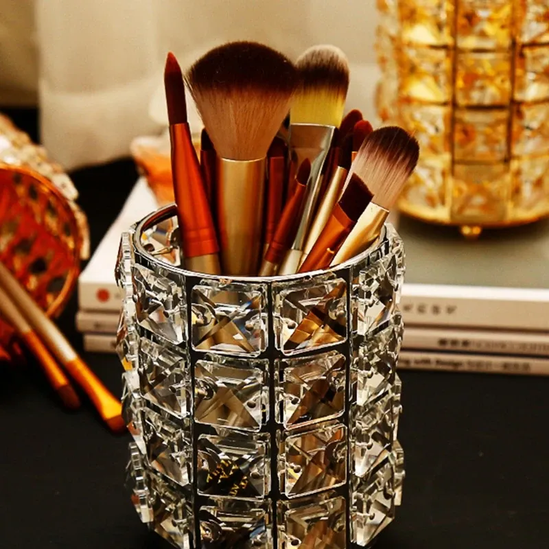 Display Brushes In Elegant Holders