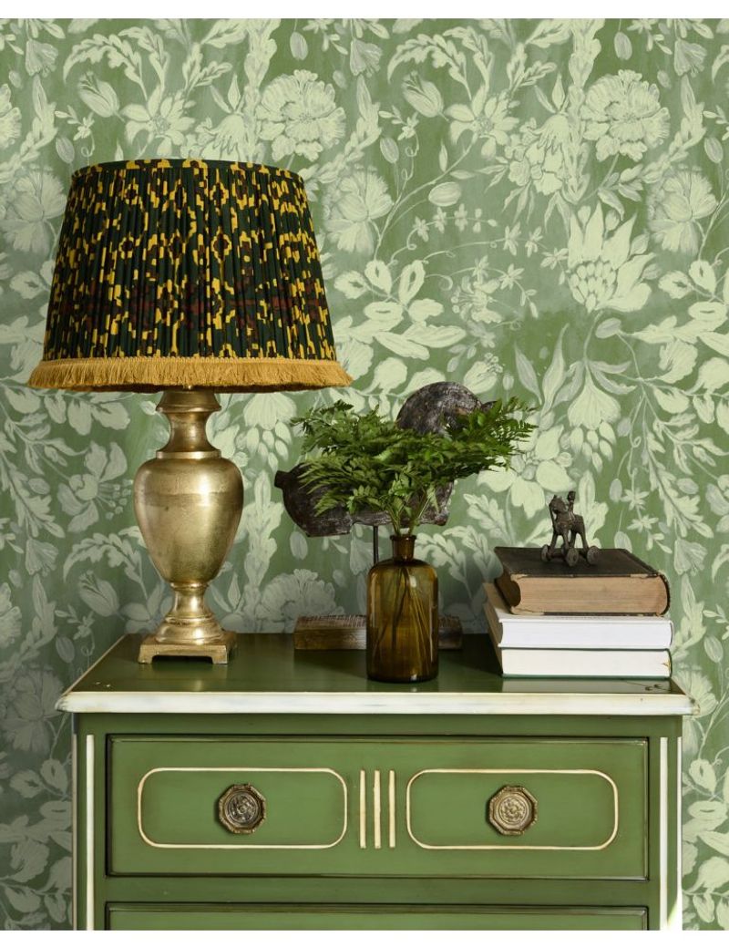 Bold Wallpaper In Cozy Corners