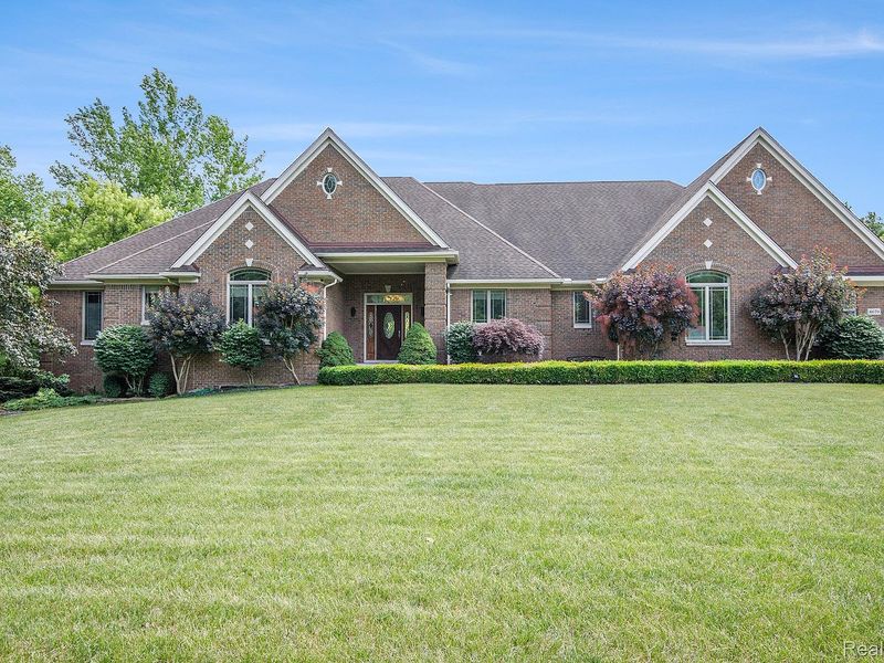 5. Bruce, MI - $1,150,000
