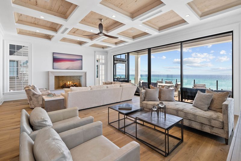 Oceanfront Coastal Retreat, Destin