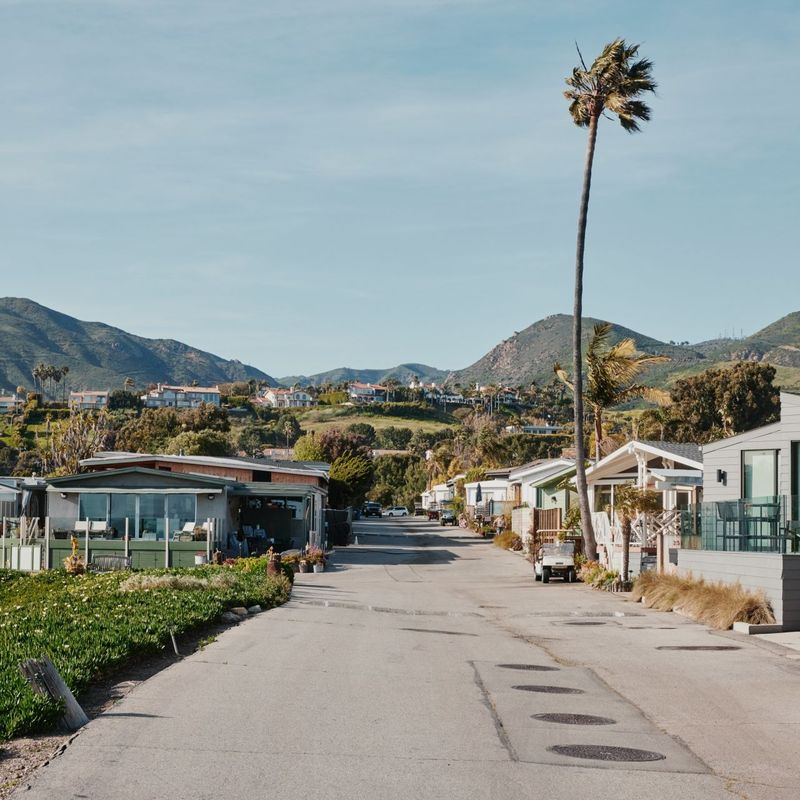 Famous People Choose Manufactured Living