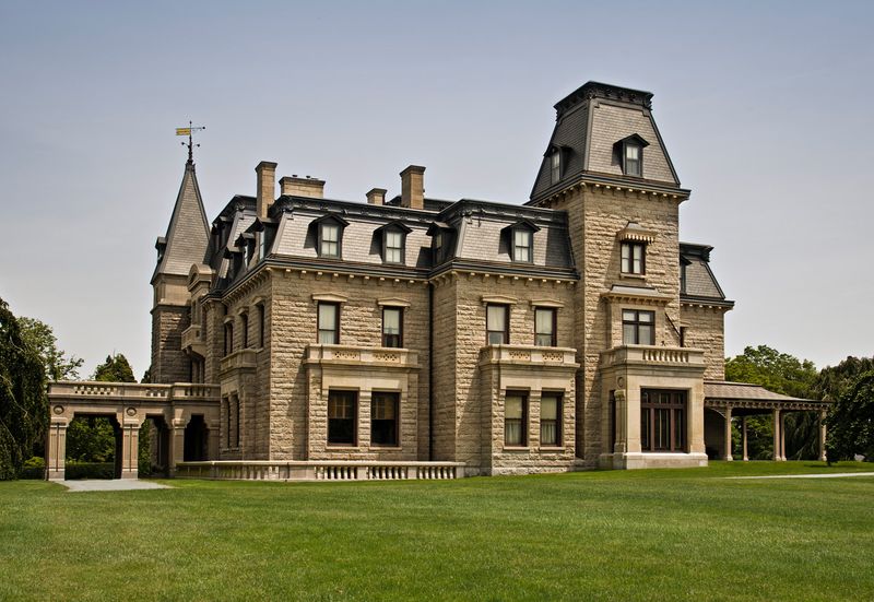 Chateau-sur-Mer (Newport, RI)