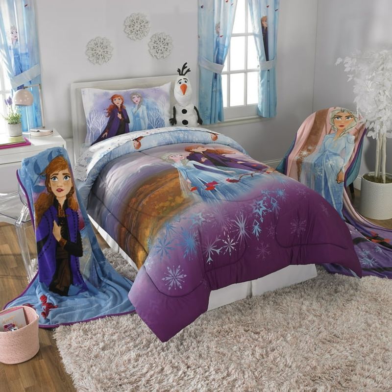 Frozen-Themed Bedding
