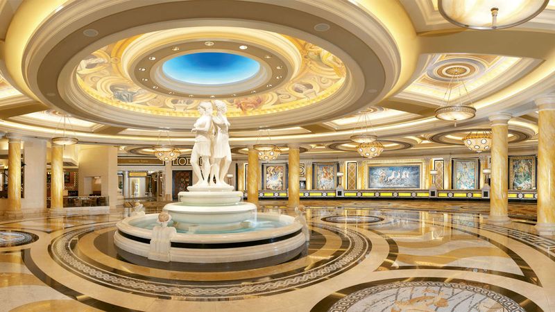 Over-the-Top Vegas-Style Mansions