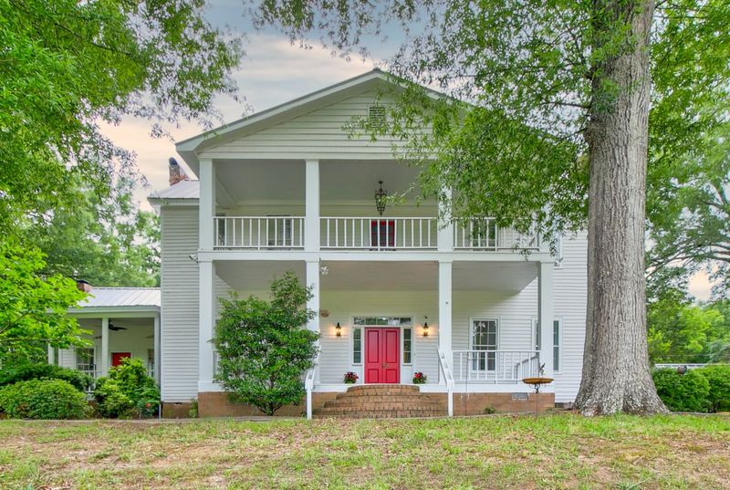 Classic Americana Charm