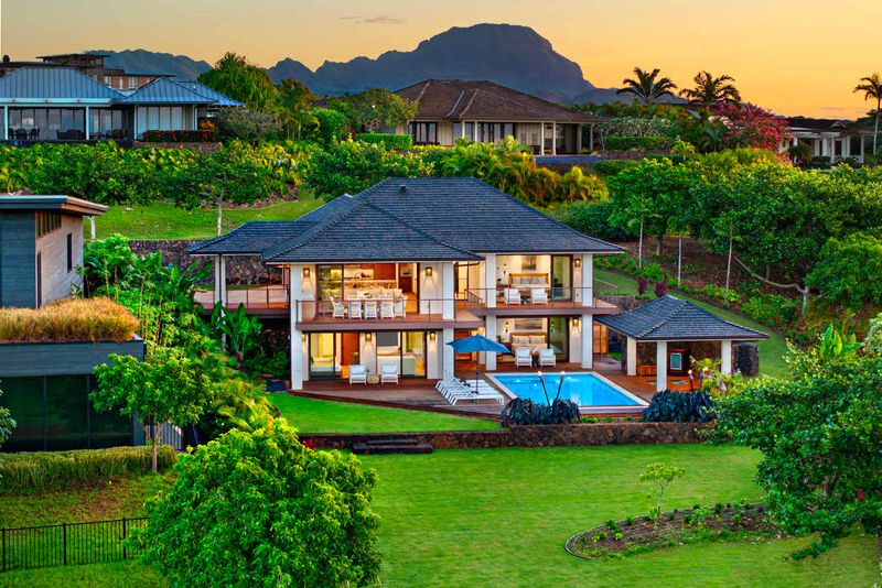 Hawaii's Humble Hales