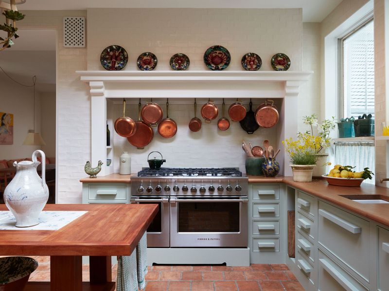 Hanging pot racks
