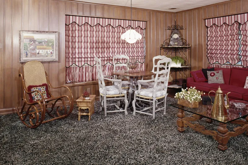 Wall-to-Wall Carpeting in Dated Colors