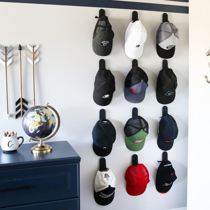 Command Hook Hat Wall