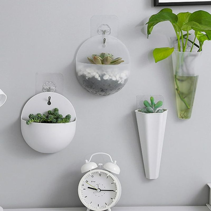 Wall-Mounted Pocket Holders