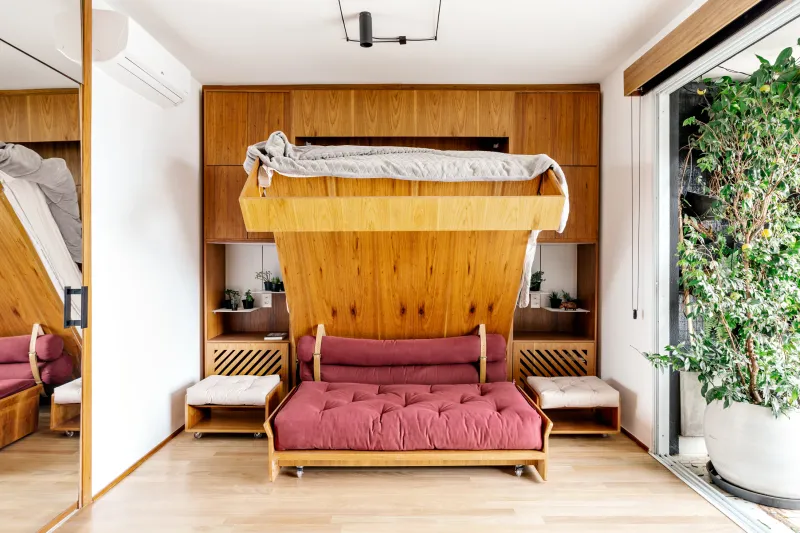 Use multifunctional furniture