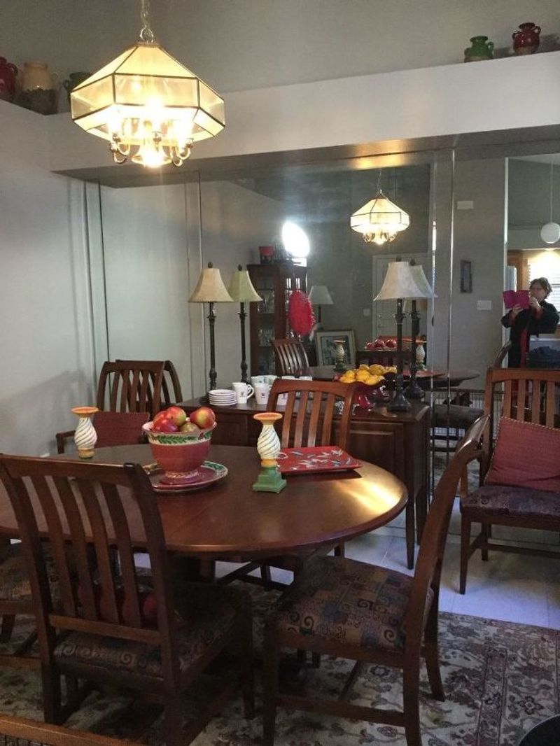 Mirrored Walls