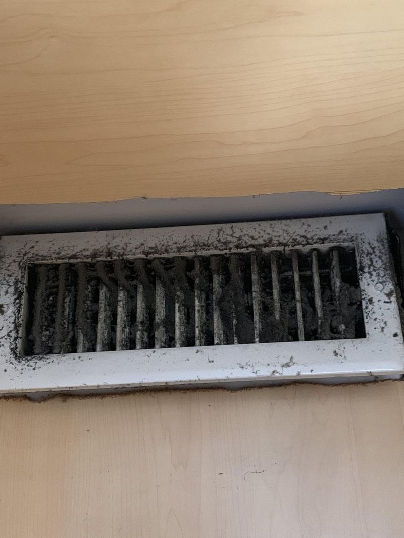 Air Vents And Returns