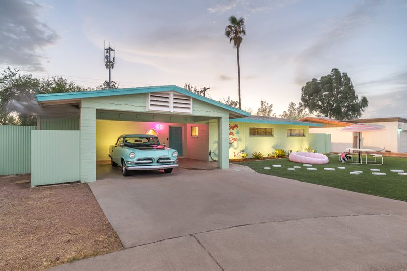 Pastel Exteriors