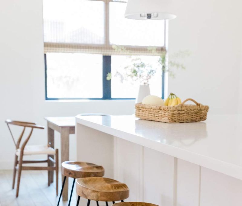 Decluttering Surfaces