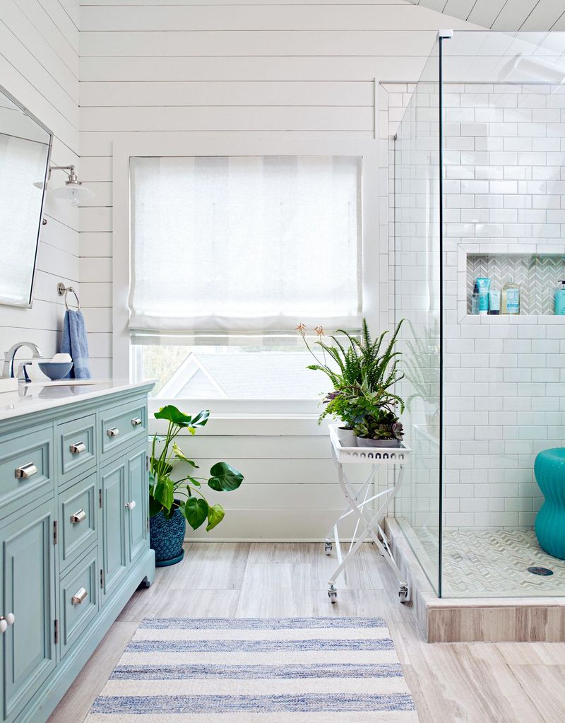 Bright, Light Colors Replace Dark Tones