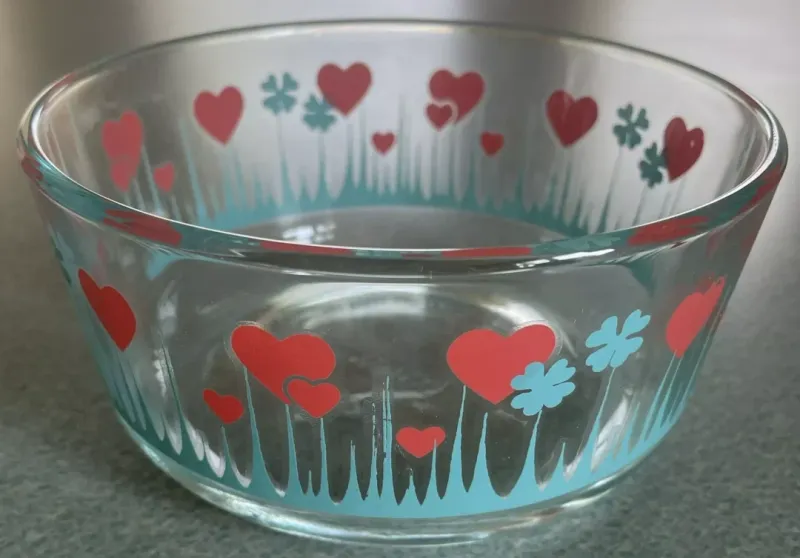 Vintage Pyrex Bowls