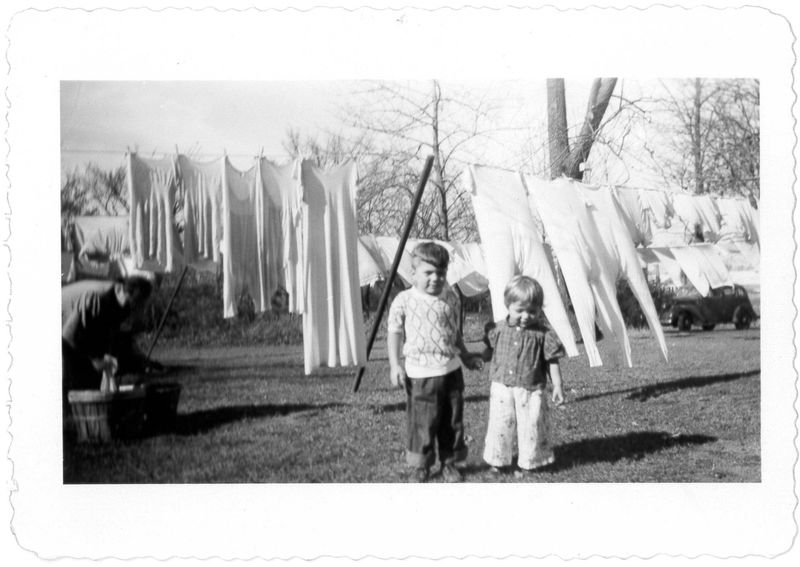 Laundry Flapping on the Frontier