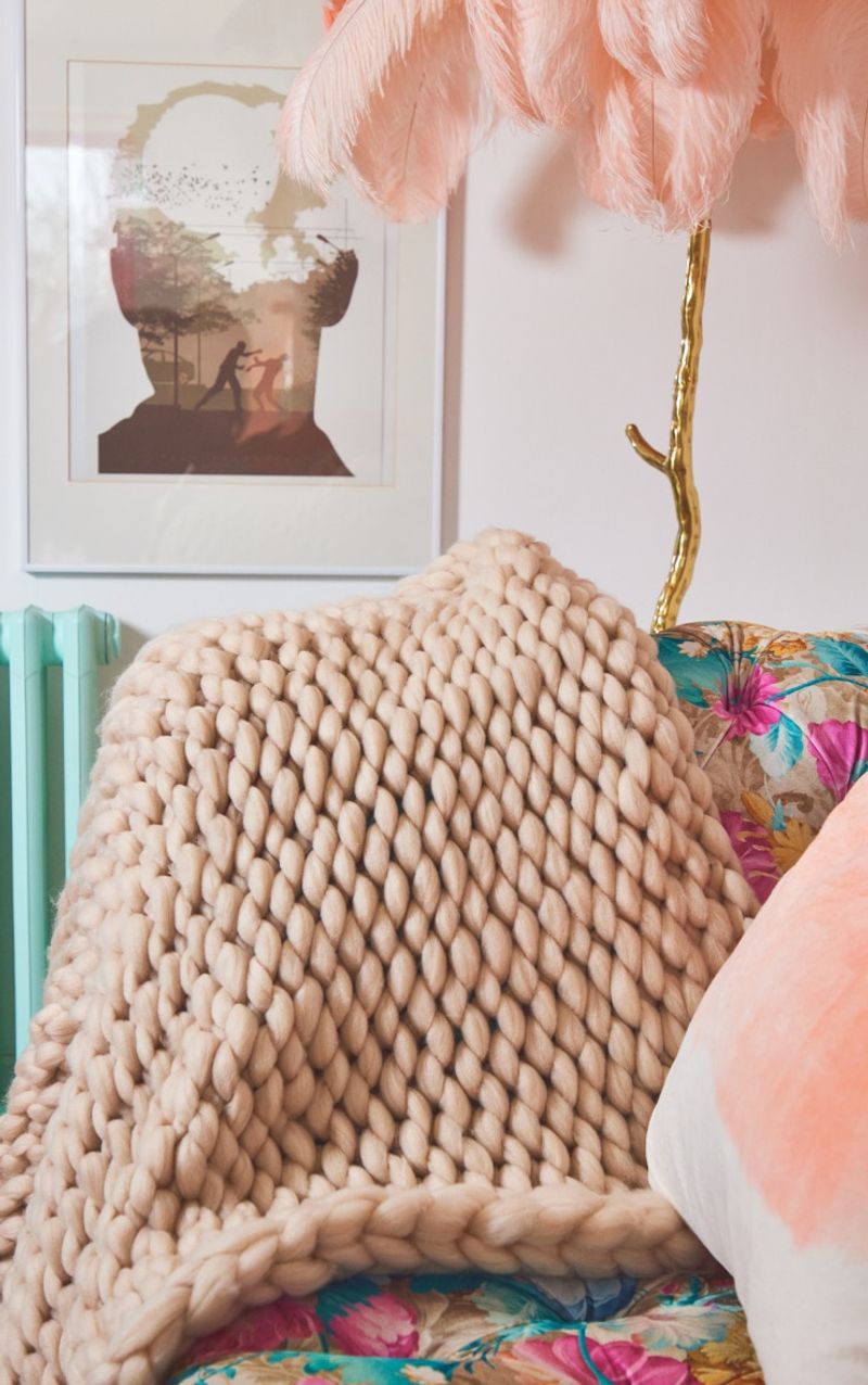 Oversized Chunky Knit Throws