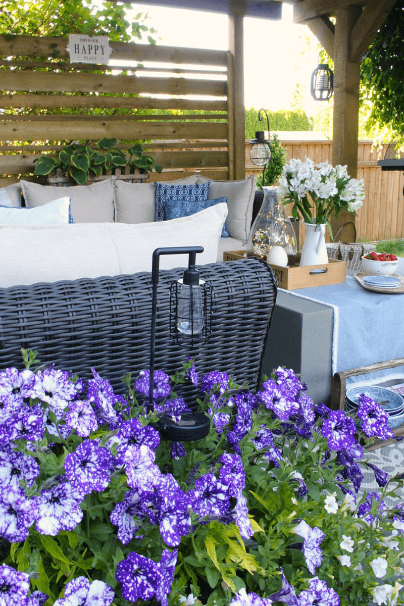 Outdoor Furniture Flair