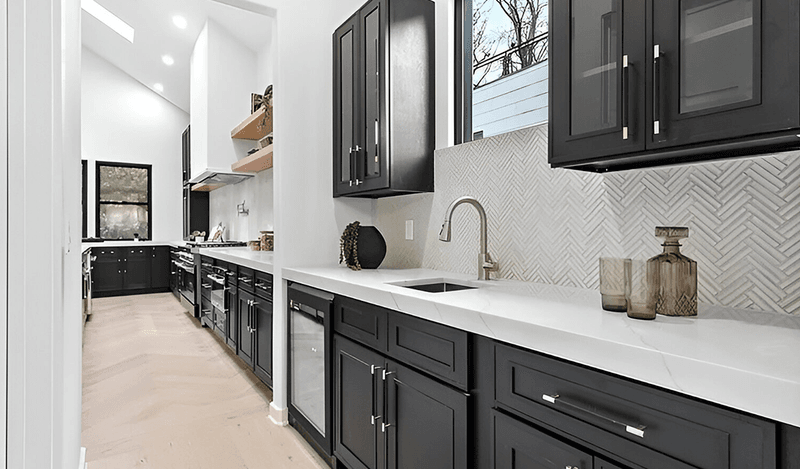 Shaker Cabinets with Matte Black Hardware