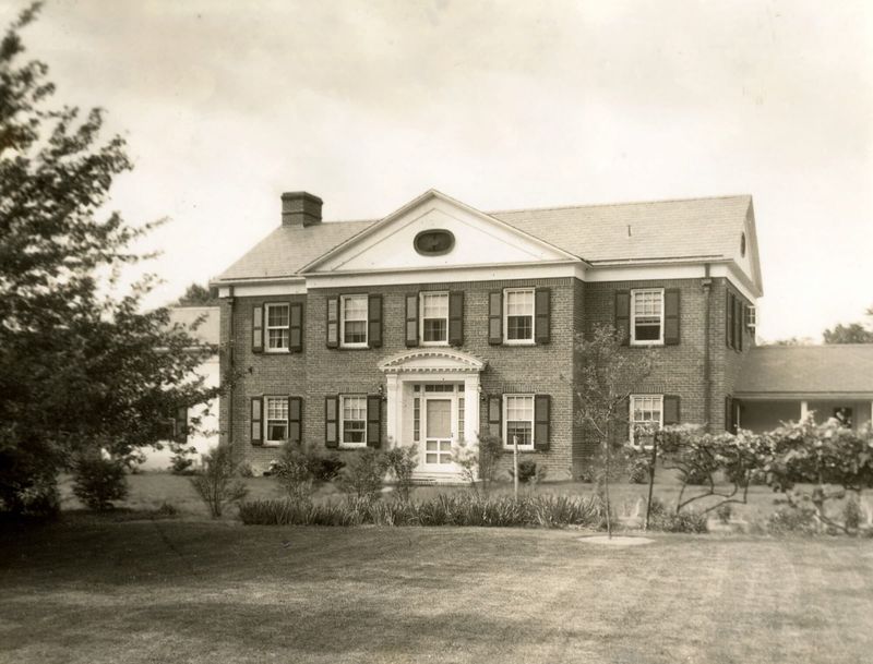 The Georgian Revival Home
