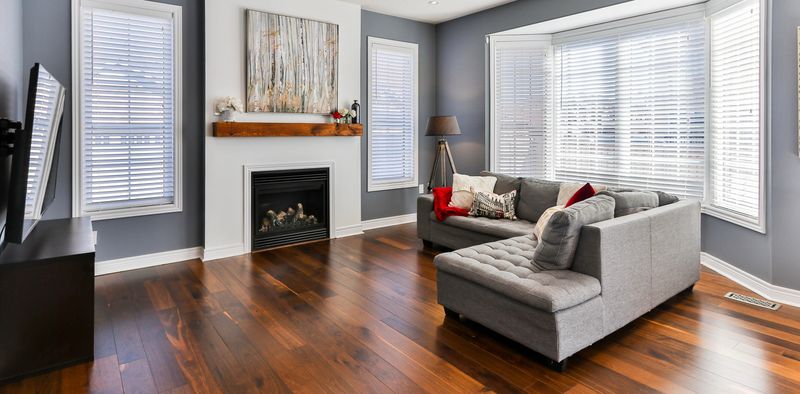 Tie In Flooring And Furniture