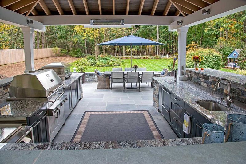 Outdoor Kitchens