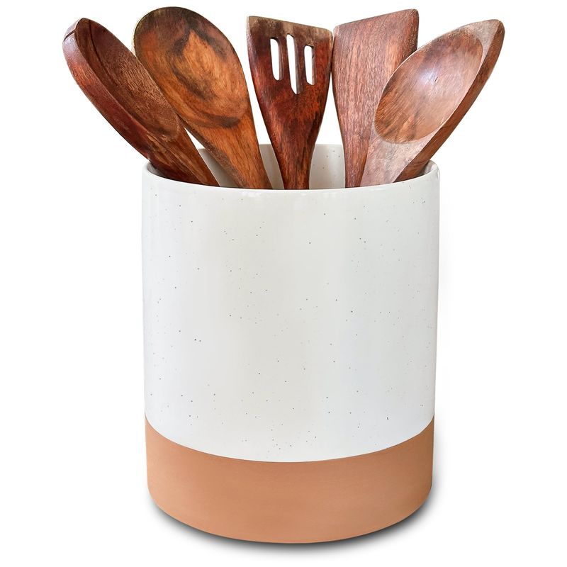 Chic utensil holder