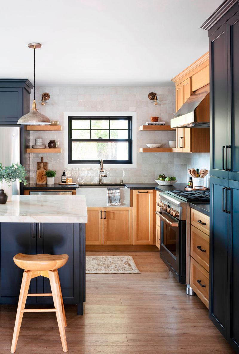 Keep a Cohesive Color Palette